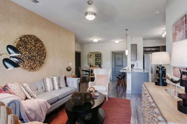 Photo - Cortland Luxe Shadow Creek