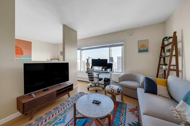 Photo - 899 Pine St Unit FL19-ID354752P