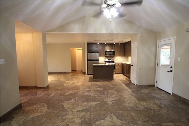 Photo - 16405 Sun View Ln