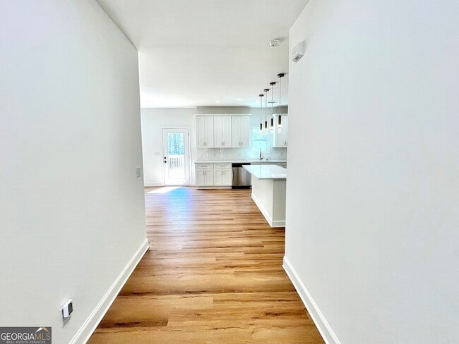 Photo - 204 Custer Cir