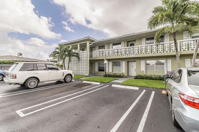 Photo - 2460 Juniper Dr Unit 201