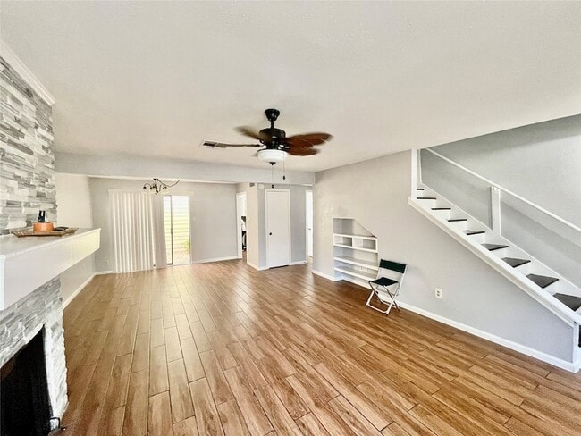 Building Photo - 2019 Place Rebecca Ln Unit G4