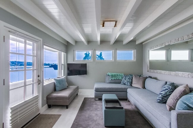 Building Photo - 2612 Bayside Ln Unit ID1301071P