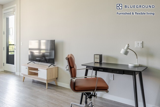 Photo - 3560 Rambla Pl Unit SI FL5-ID1933