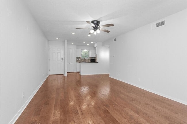 Photo - 12100 Melville Dr Unit 708G