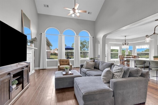 Photo - 3002 E Lake Falls Cir