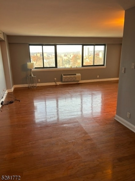 Photo - 60 Parkway Dr