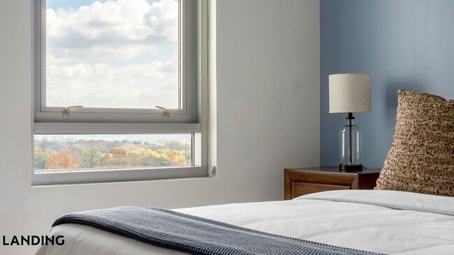 Photo - 3005 Peachtree Rd NW Unit 1215