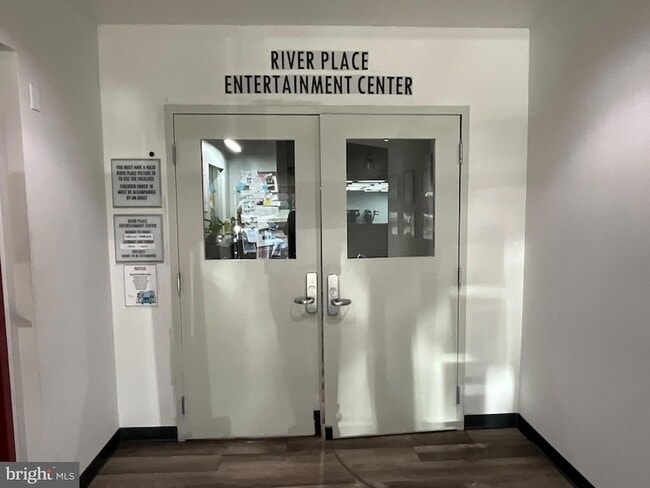 Photo - 1021 Arlington Blvd Unit 120