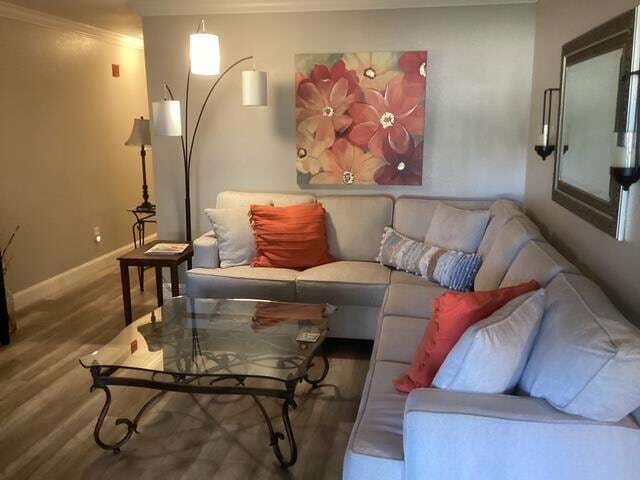 Photo - 565 Peerless Way Unit 108