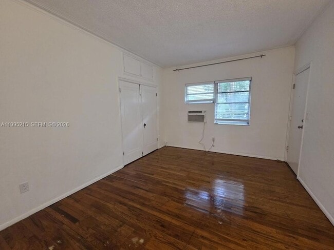 Photo - 850 Jefferson Ave Unit 5