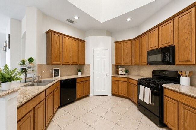Photo - 19910 Sternwood Manor Dr