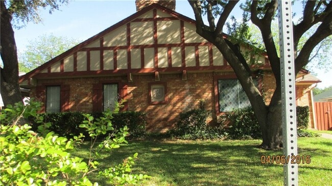 Photo - 13223 Kit Ln Unit 13225