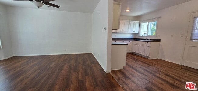 Photo - 5444 Hermitage Ave