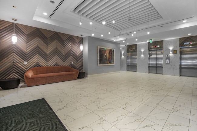 Photo - Winston House