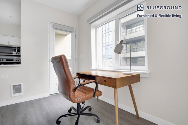 Photo - 10011 NE 1st St Unit FL5-ID280