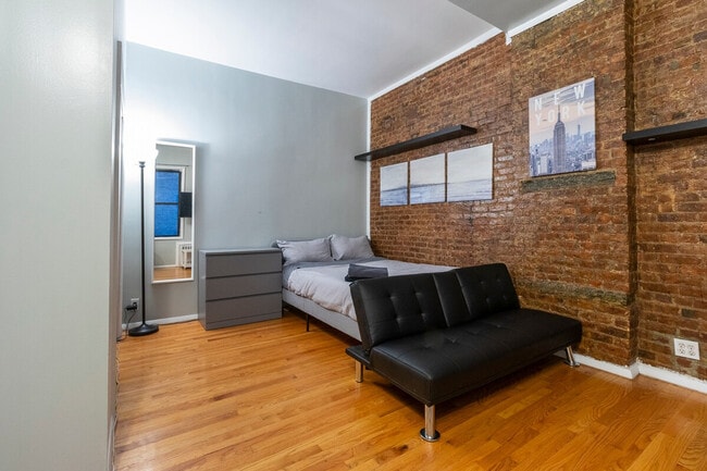 Photo - 1789 1st Ave Unit SI ID1032062P