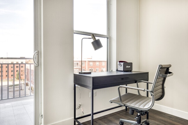 Photo - 100 N Addison Ave Unit FL6-ID1277