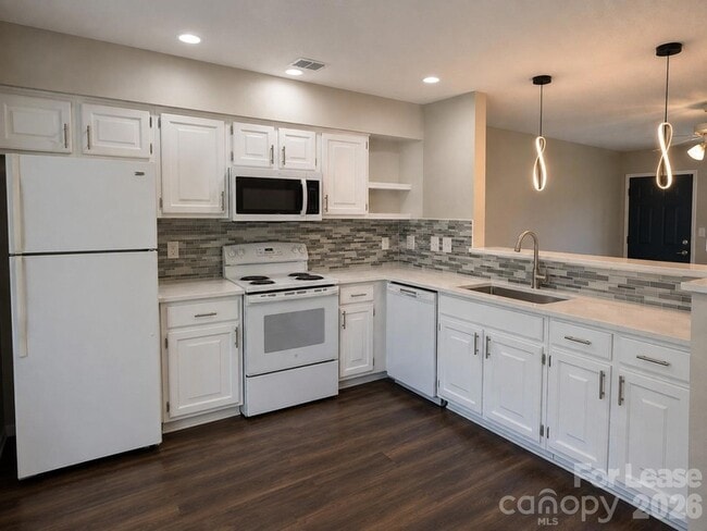 Photo - 7718 Linda Lake Dr