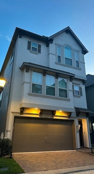 Building Photo - 10609 Centre Forest Dr