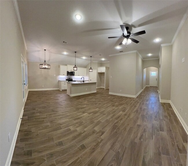 Photo - 906 Tippit Ln