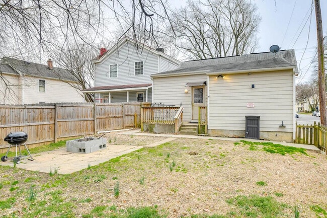 Photo - 1913 Dinwiddie Ave Unit SI ID1386043P