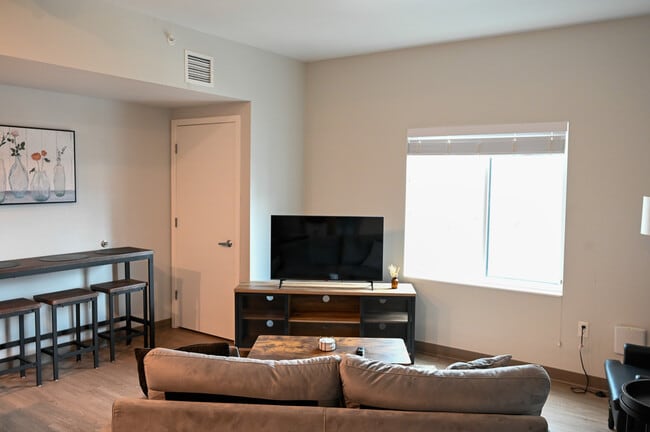 Photo - Residence at Discovery Square