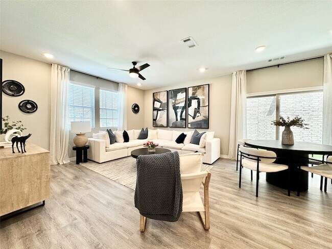 Photo - 8725 Scotty's Lk Ln