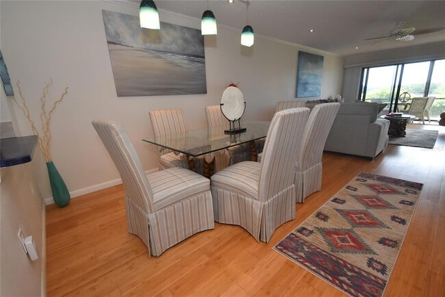 Photo - 1520 Pelican Point Dr Unit BA153