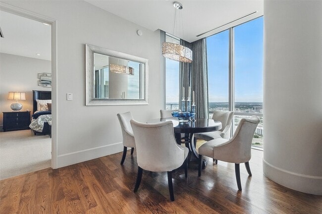 Photo - 1301 Throckmorton St Unit 2805