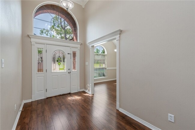 Photo - 305 Stoney Hills Ct