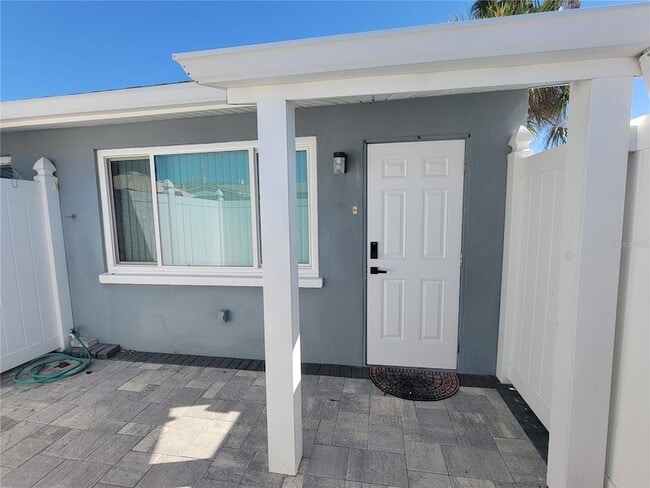 Building Photo - 605 69th Ave