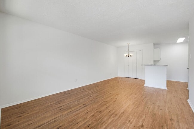 Photo - 3224 Timmons Ln Unit 128