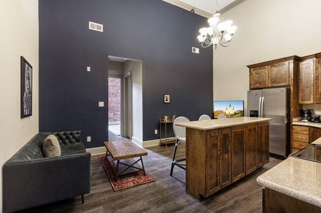 Building Photo - 30 Baronne St Unit ID1267001P