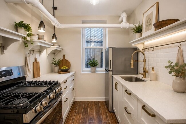 Photo - 7812 Hudson Ave