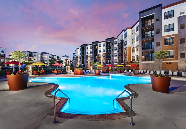 Building Photo - Poplar Creek Town Center