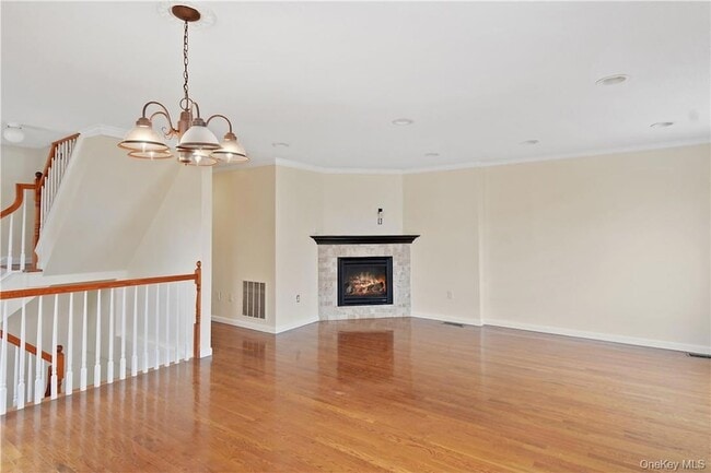 Photo - 5 Crosby Pl