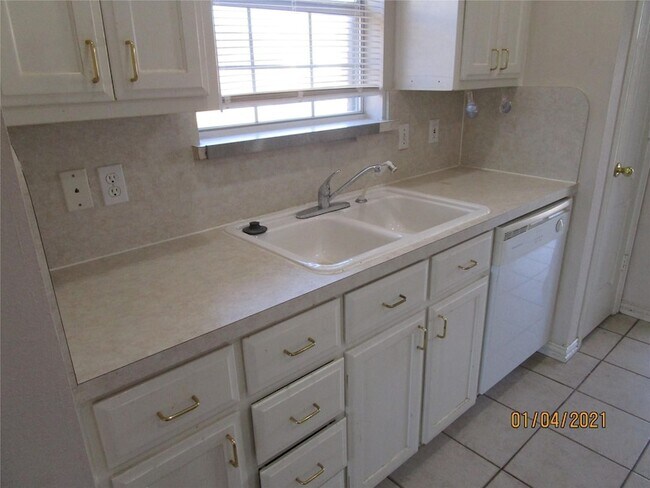 Photo - 3112 Inglewood St