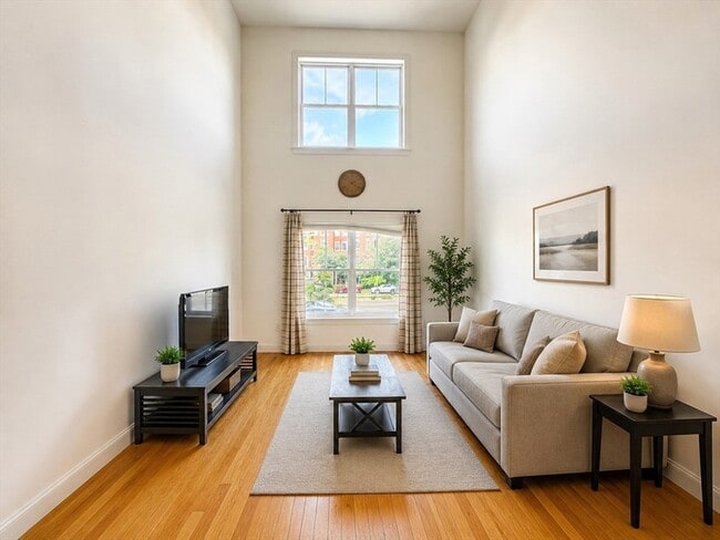 Building Photo - 1304-1312-1312 Commonwealth Ave Unit 6