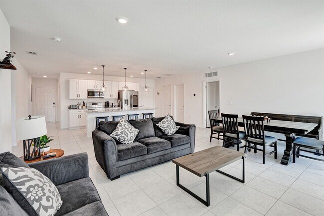 Photo - 1744 SE North Blackwell Dr Unit SI ID1586049P