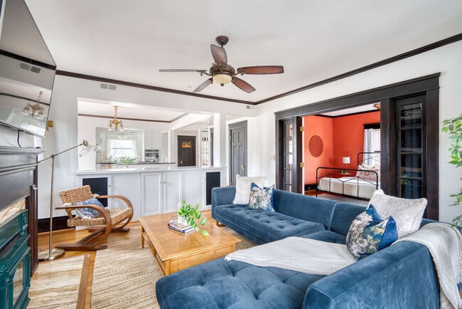 Photo - 2104 NW Everett St Unit ID1309885P