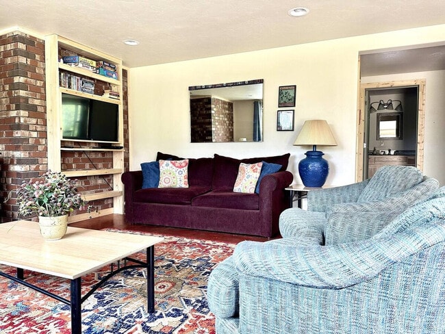 Building Photo - 783 MT-2 Unit ID1051228P