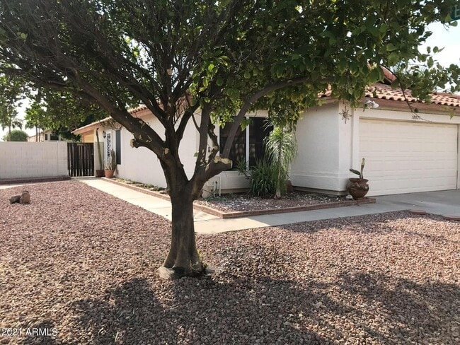 Photo - 18871 N 75th Dr