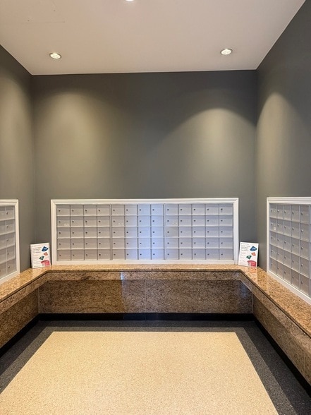 Photo - 1600 S Prairie Ave Unit 1607SS