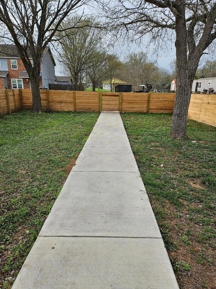 Photo - 305 Anderson St Unit B