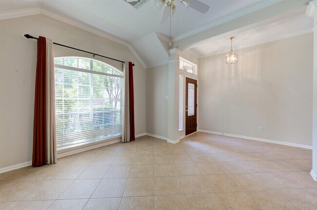 Photo - 9026 Robinhoods Well Dr