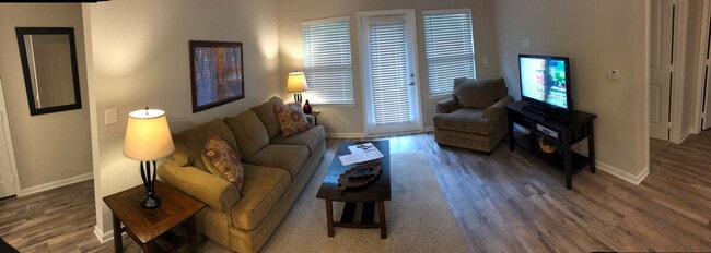 Photo - 1445 Broadcloth St Unit ID1344148P