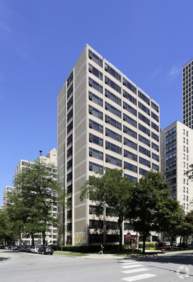 Photo - Algonquin Apartments
