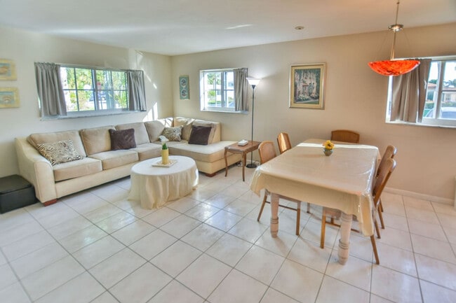 Photo - 2401 Park Ave Unit SI ID1631327P