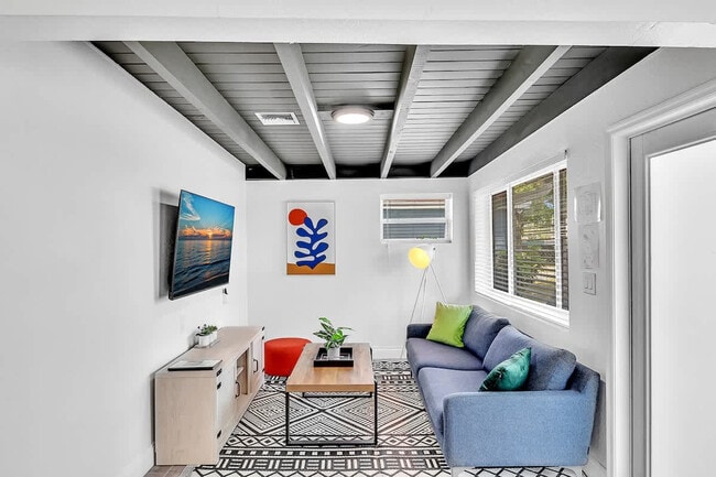 Photo - 1568 NE 35th St Unit ID1372329P